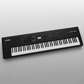 Синтезатор Yamaha S90XS