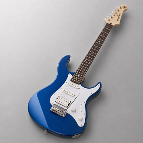 Электрогитара Yamaha Pacifica 012