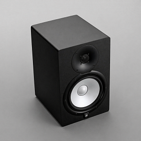 Активный студийный монитор Yamaha HS8